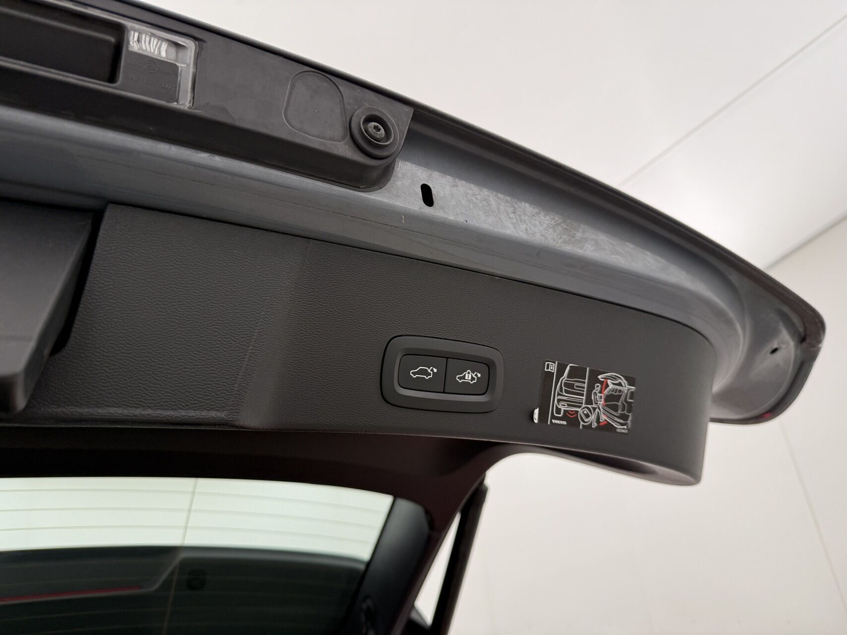 Grå Volvo XC40 fra 2021