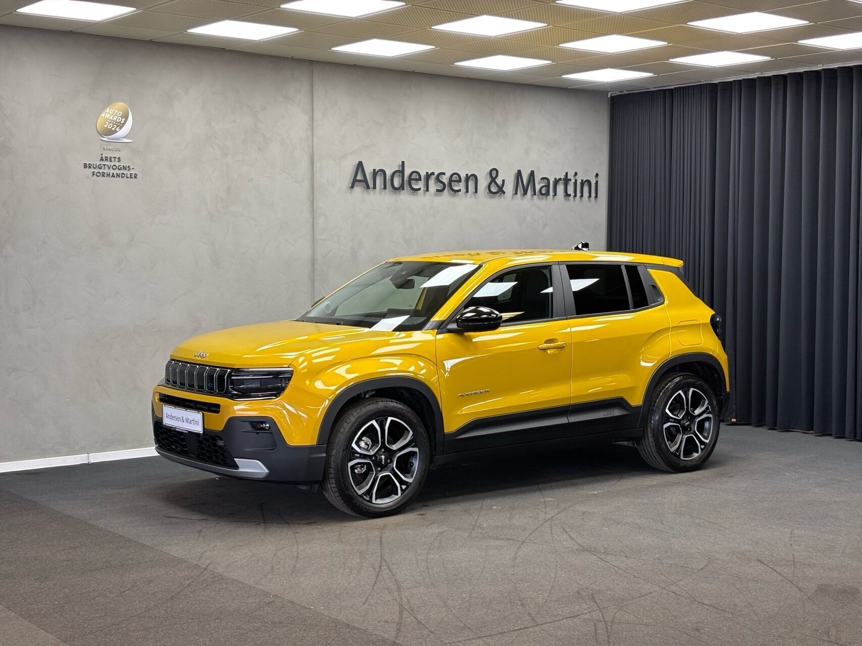 Gul Jeep Avenger fra 2023