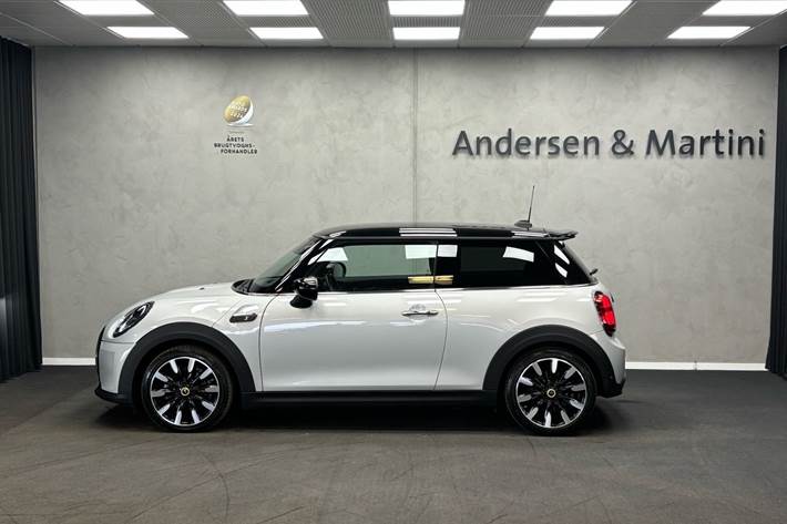 Hvid Mini Cooper fra 2022