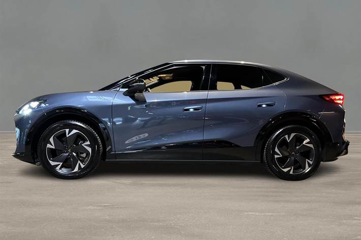Blå Cupra Tavascan fra 2025