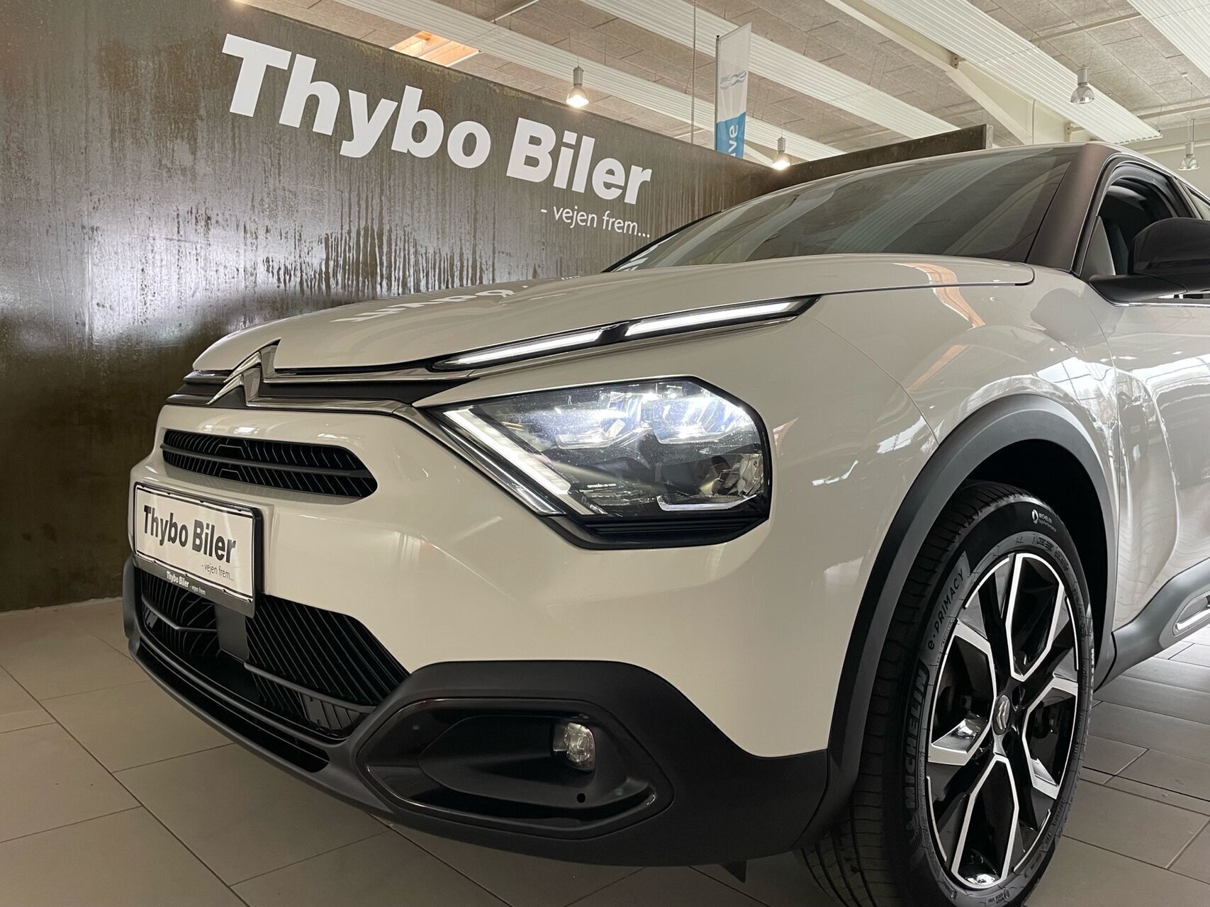 Hvid Citroën ë-C4 fra 2023