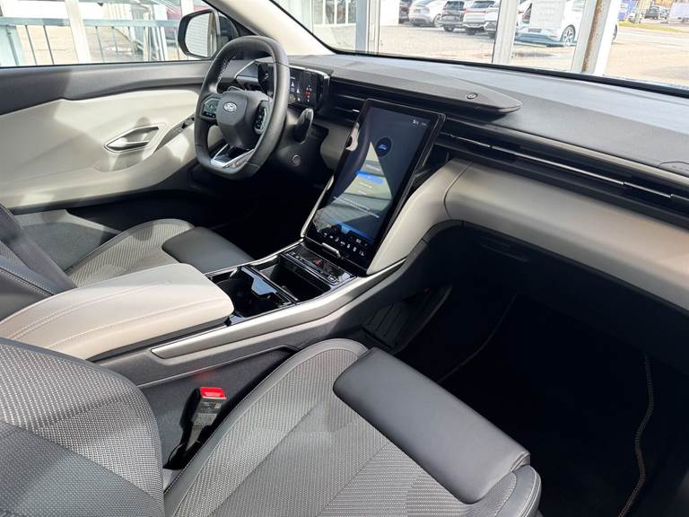 Ford Explorer EL UR Select RWD 286HK 5d Aut.