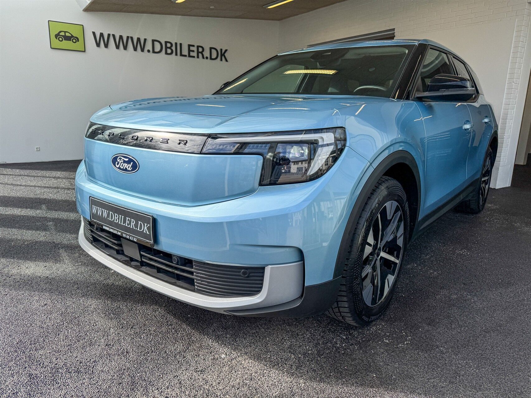 Blå Ford Explorer fra 2024