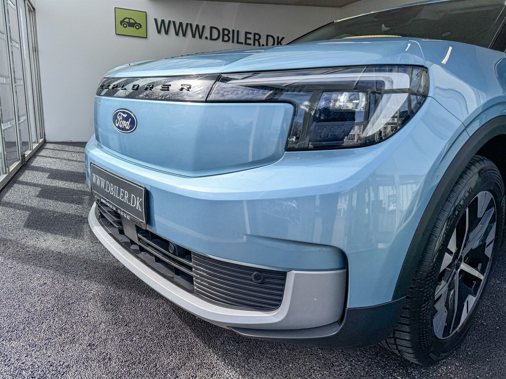 Blå Ford Explorer fra 2024