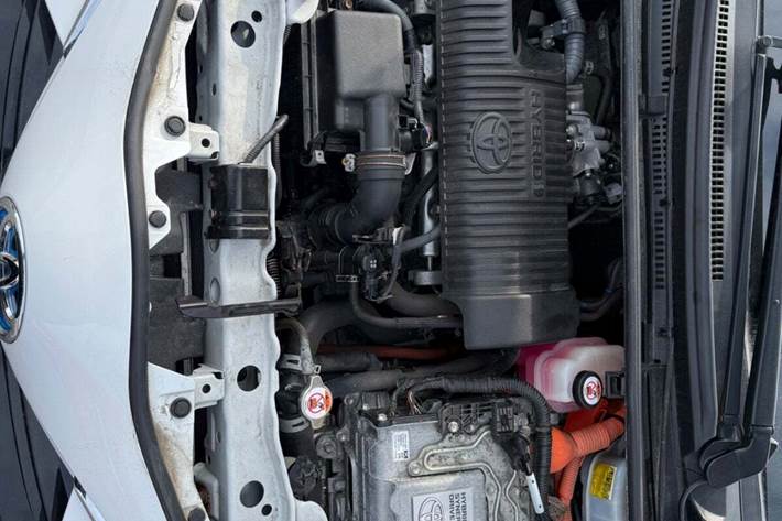 Grøn Toyota Yaris fra 2017