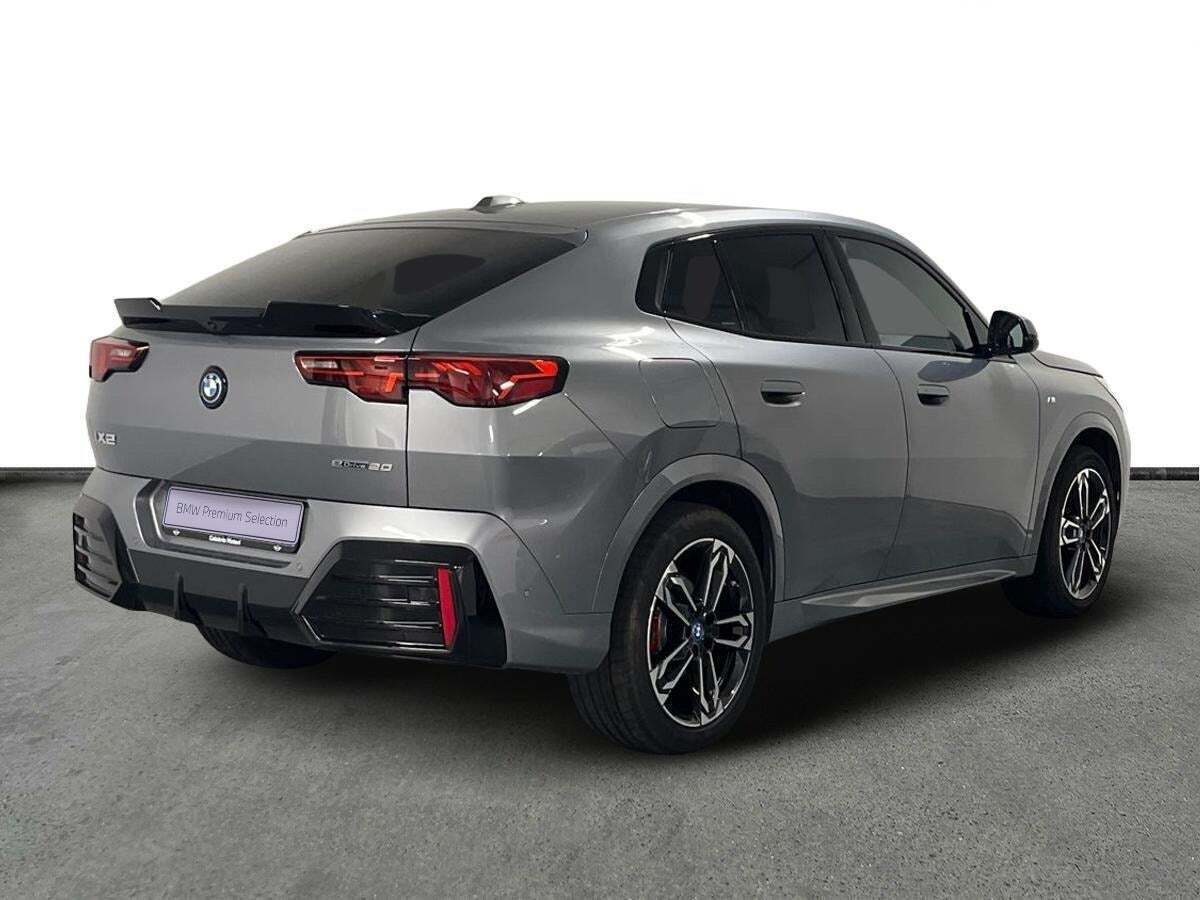 BMW iX2 eDrive20 M-Sport Pro