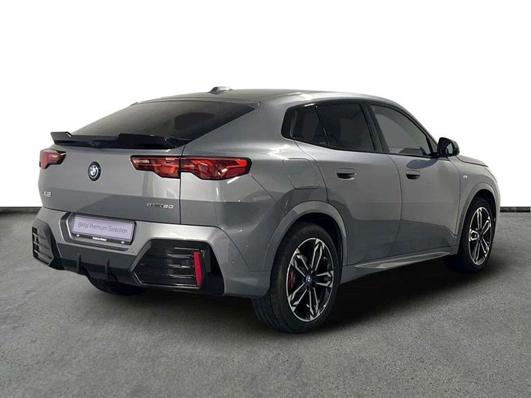 BMW iX2 eDrive20 M-Sport Pro