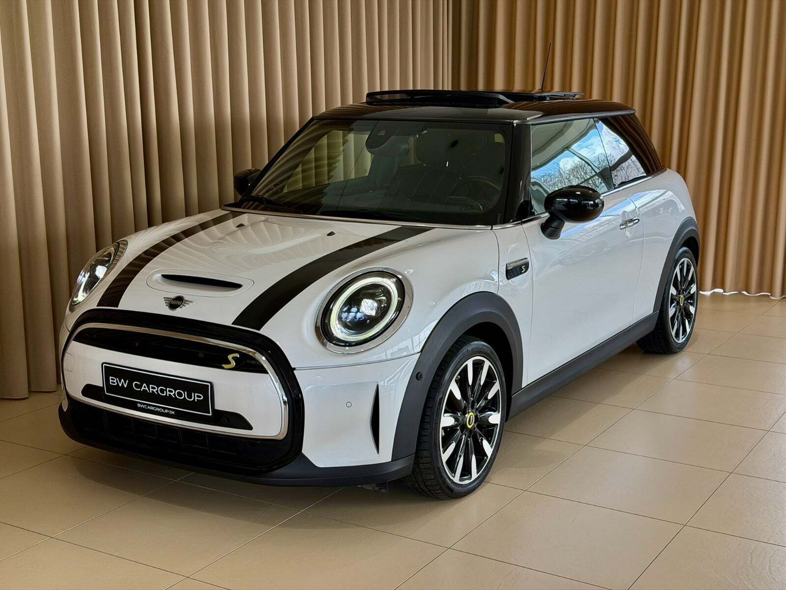 Mini Cooper SE Edition Premium Plus