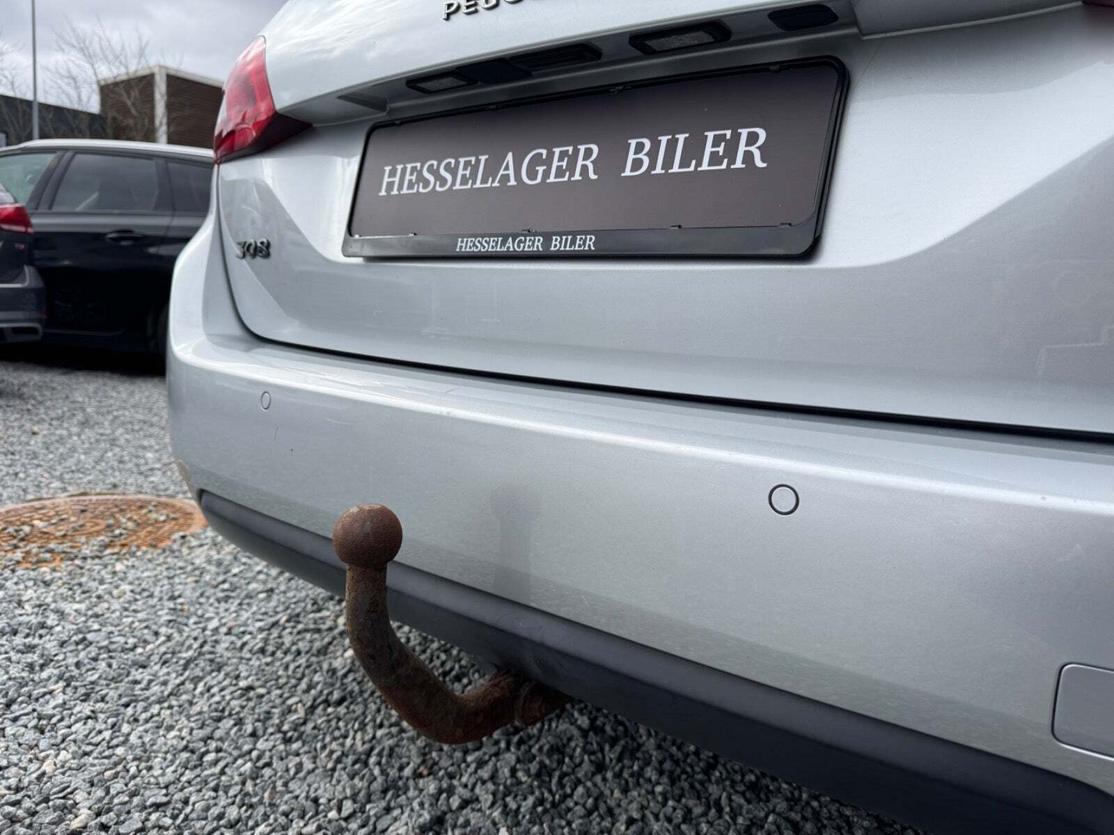 Sølv Peugeot 308 fra 2017