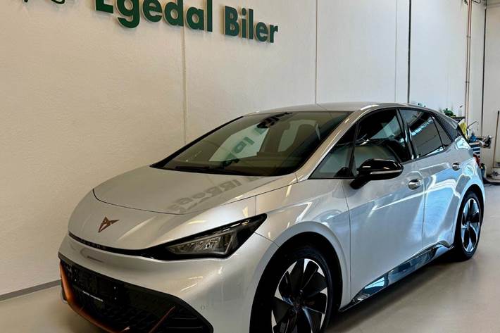 Grå Cupra Born fra 2024