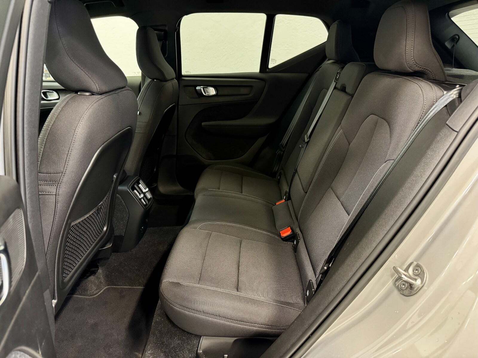 Volvo XC40 P6 ReCharge Core