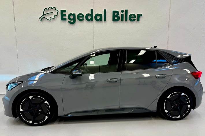 Grå Cupra Born fra 2023