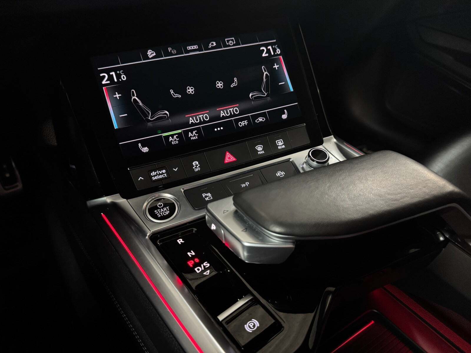 Sort Audi Q8 e-tron fra 2024