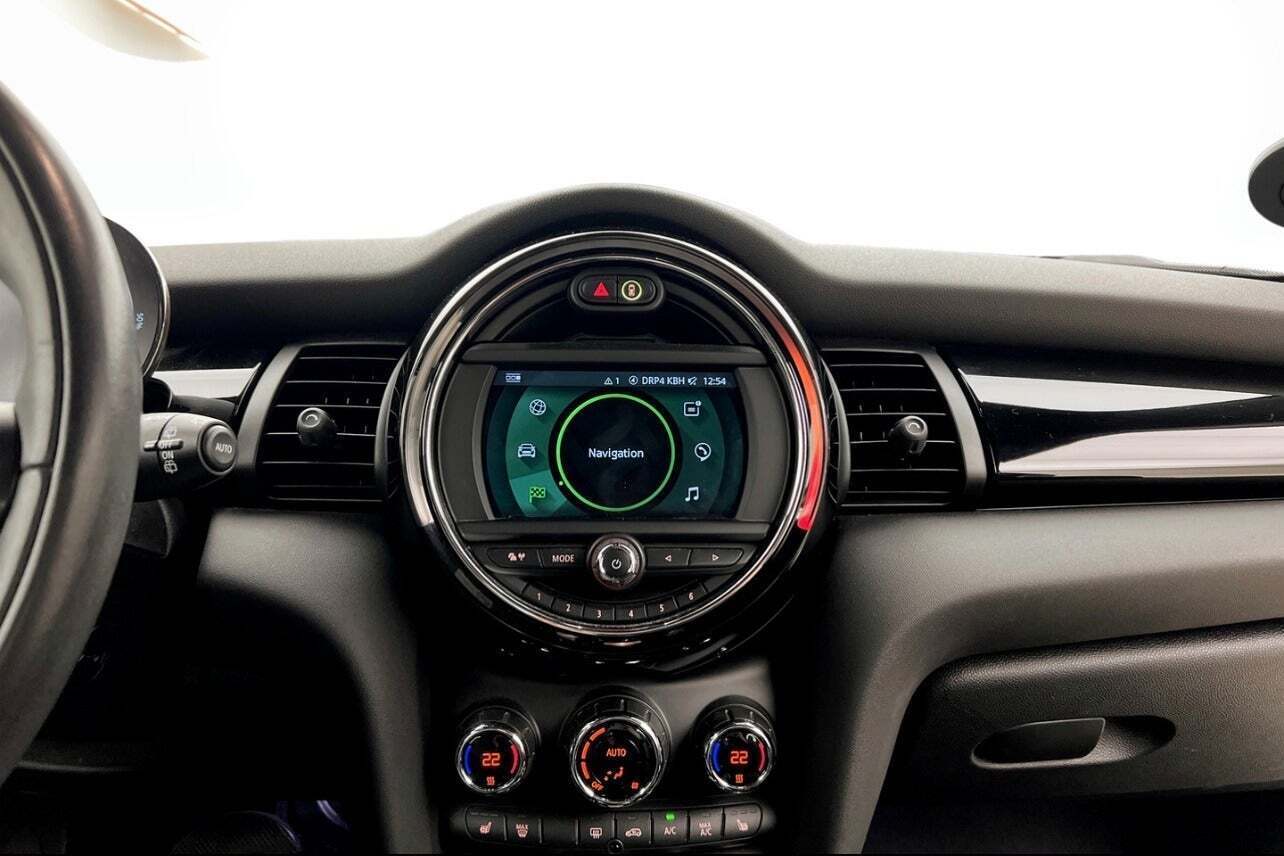 Grå Mini Cooper SE fra 2020