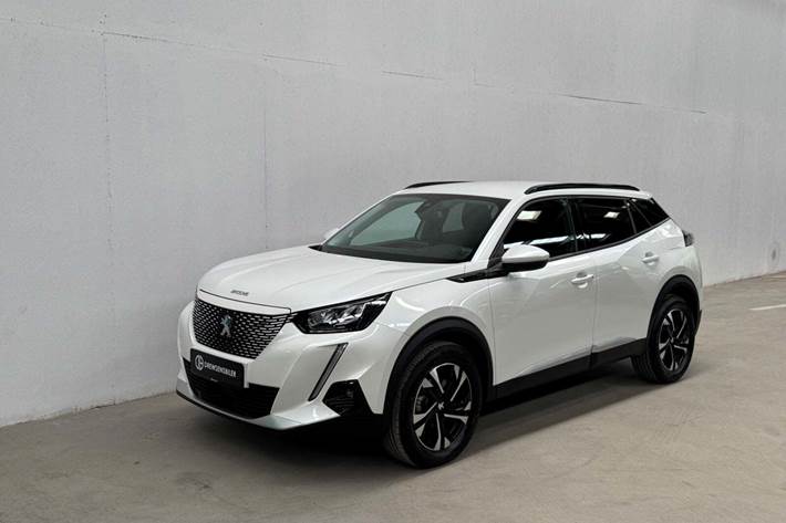 Hvid Peugeot e-2008 fra 2021