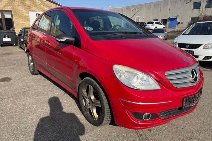 undefined Mercedes B180 fra 2008