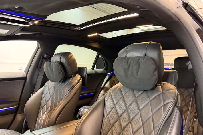 Sort Mercedes S580 e fra 2022