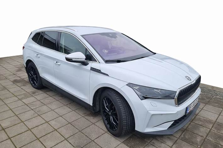Hvid Skoda Enyaq fra 2021