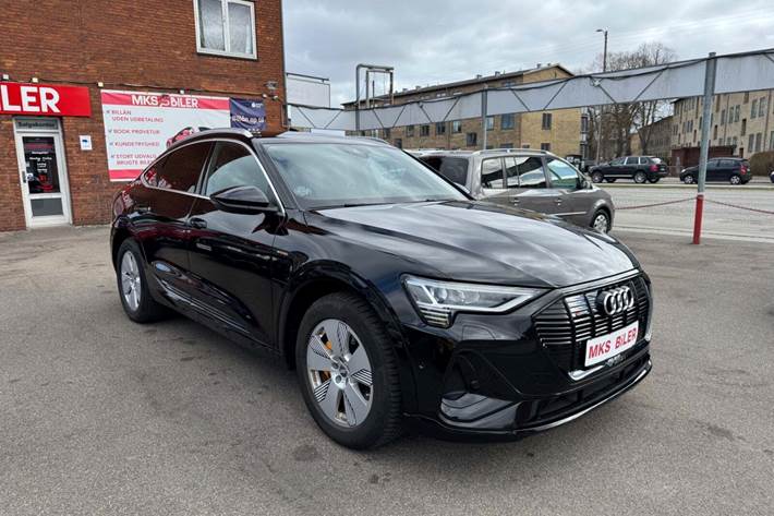 Sort Audi e-tron fra 2020