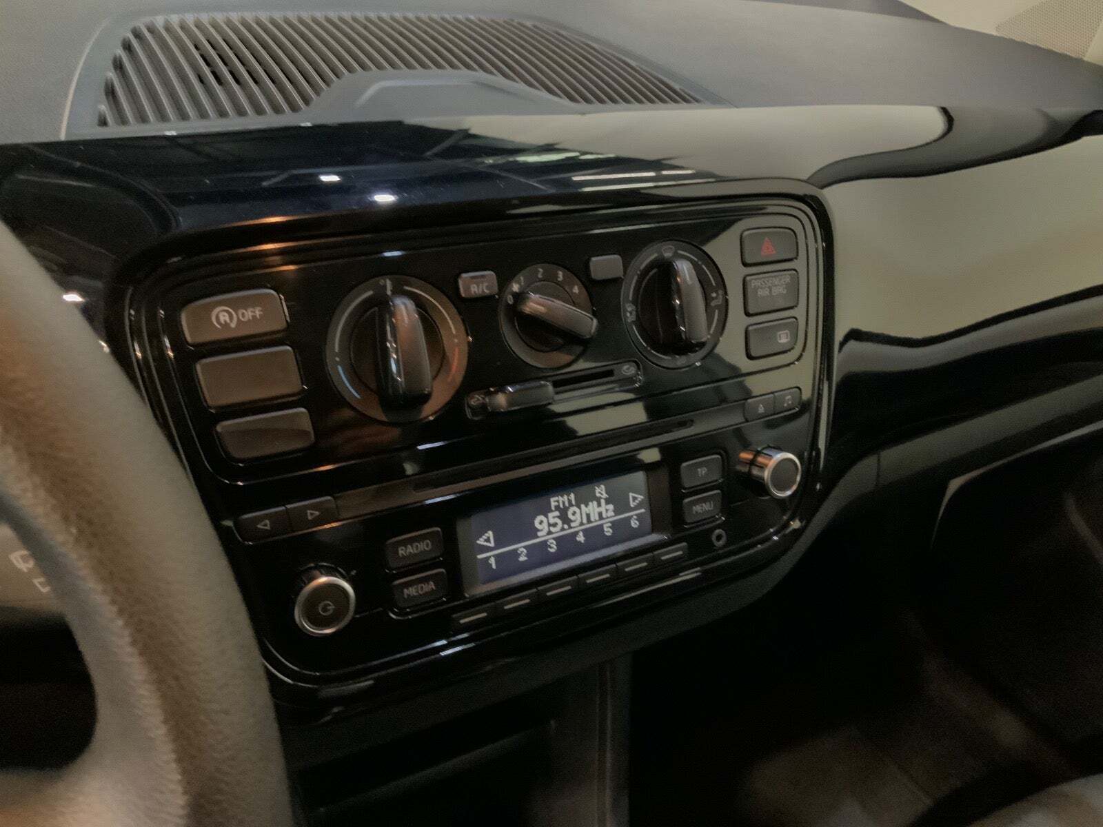 Hvid VW UP! fra 2013