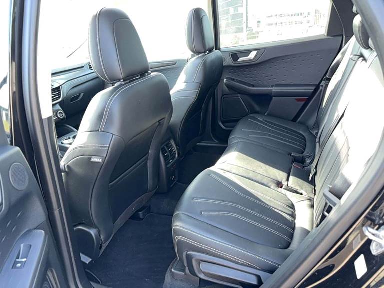 Ford Kuga 2,5 PHEV Vignale CVT