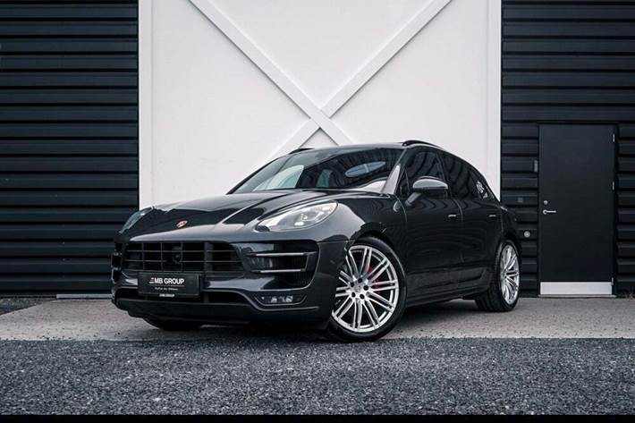undefined Porsche Macan Turbo fra 2017