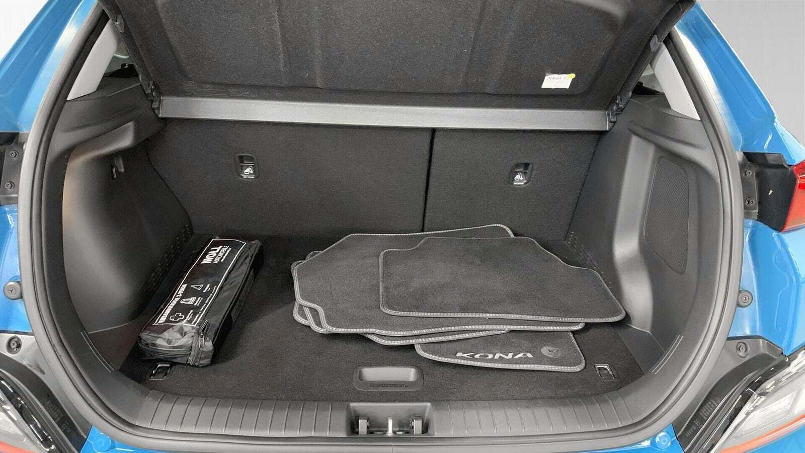 Blå Hyundai Kona fra 2021