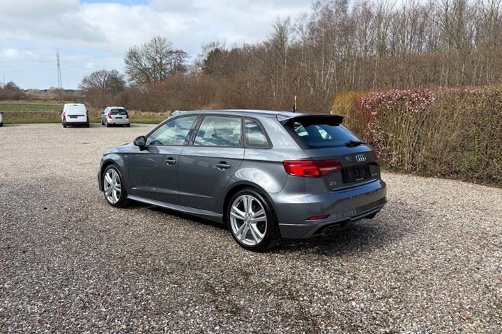 undefined Audi A3 fra 2020