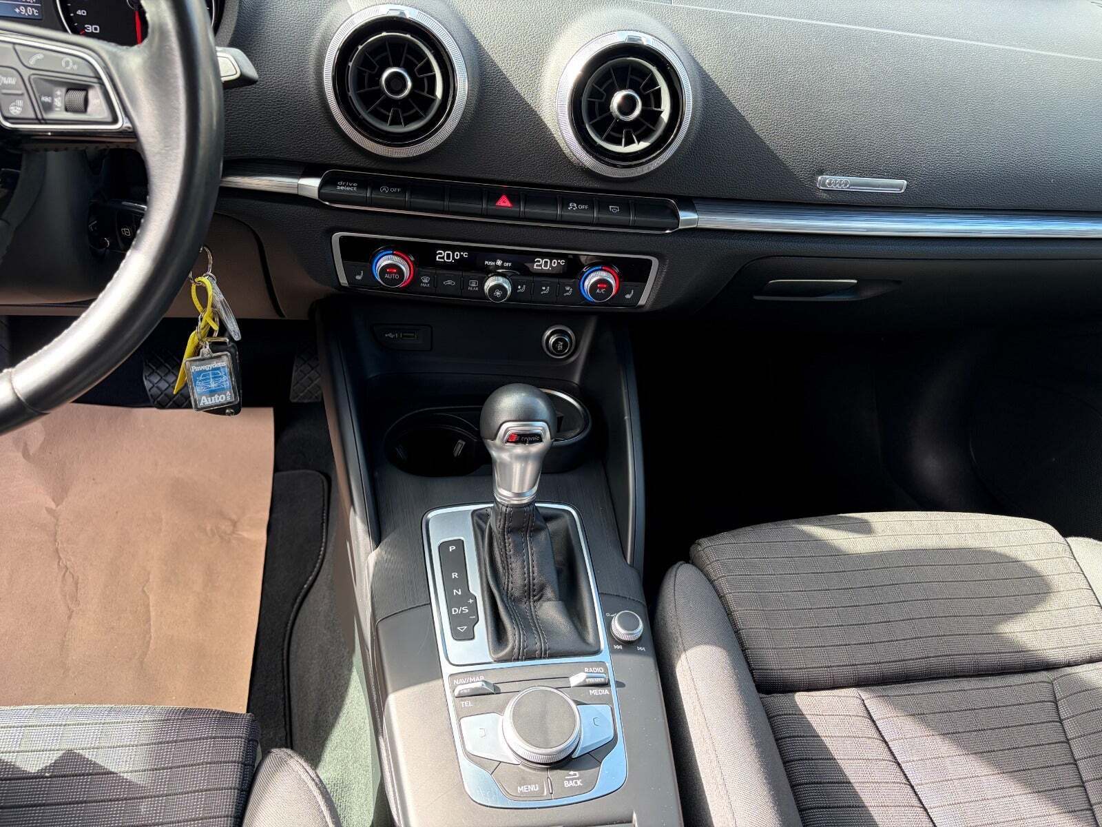 undefined Audi A3 fra 2020