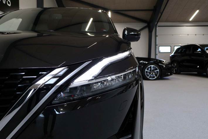 Sort Nissan Qashqai fra 2022