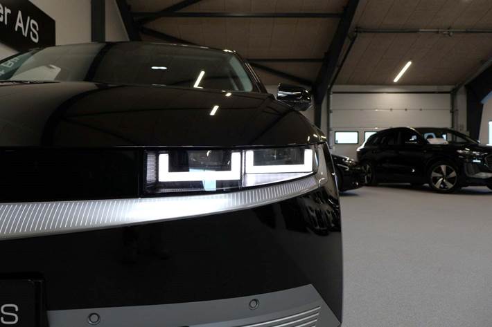 Sort Hyundai Ioniq 5 fra 2024