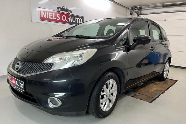 Sort Nissan Note fra 2014