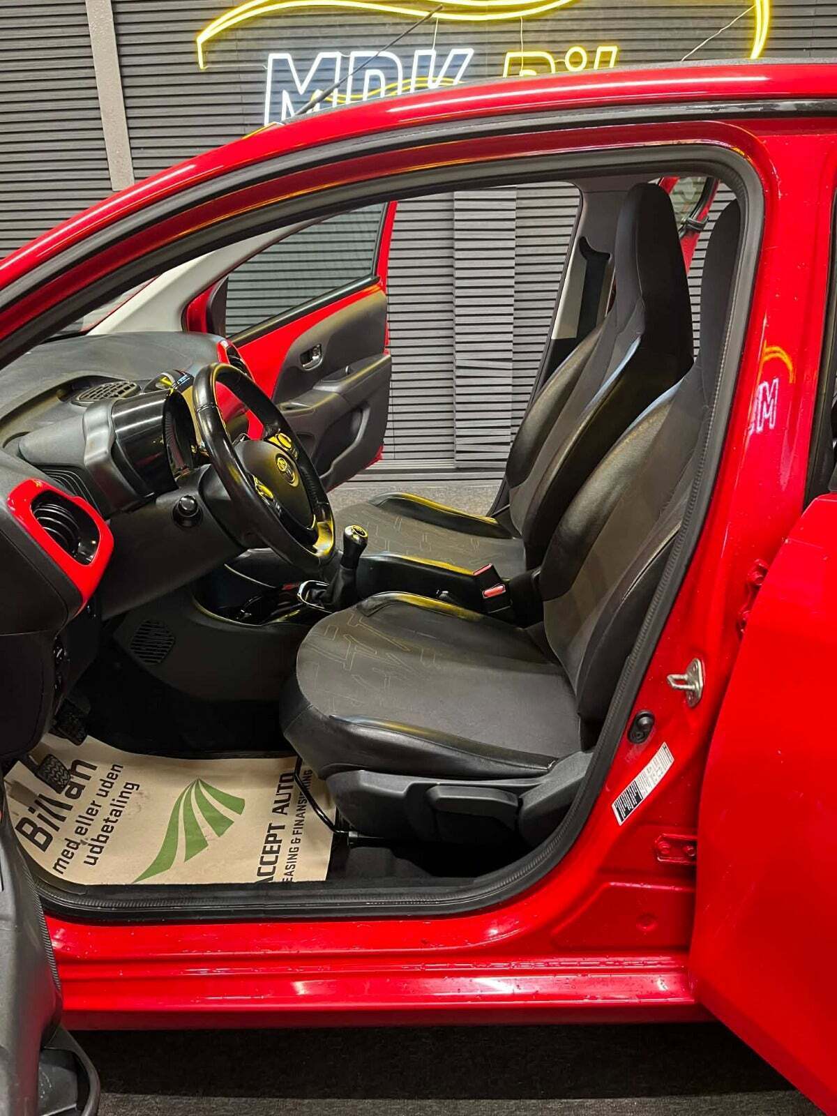 Toyota Aygo 1,0 VVT-i x-wave Sky