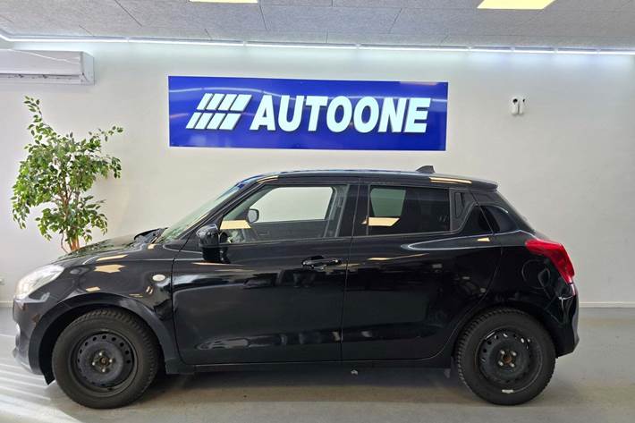 Sort Suzuki Swift fra 2020