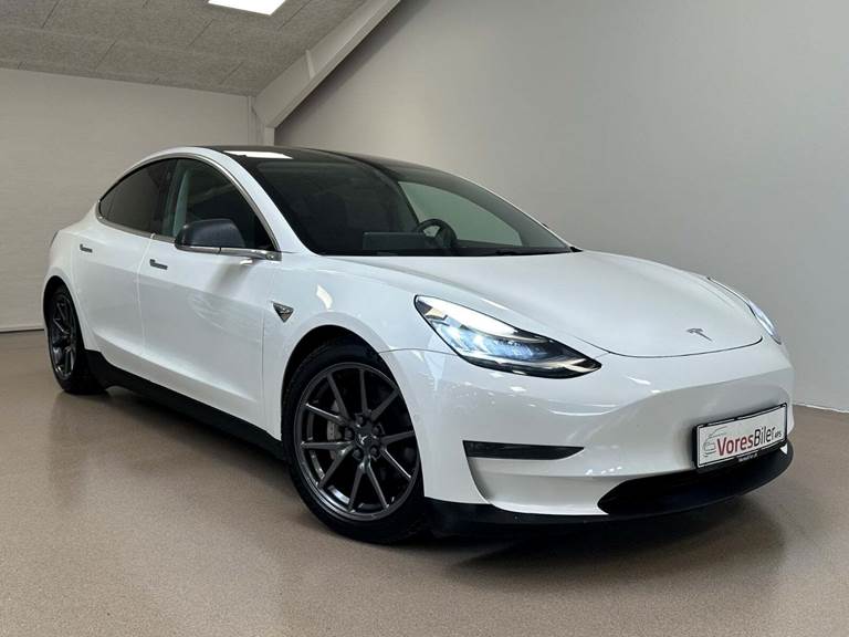 Tesla Model 3 Long Range AWD