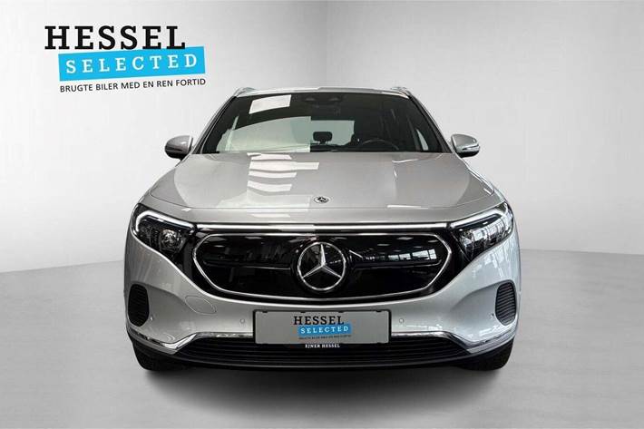 Sølv Mercedes EQA250+ fra 2024