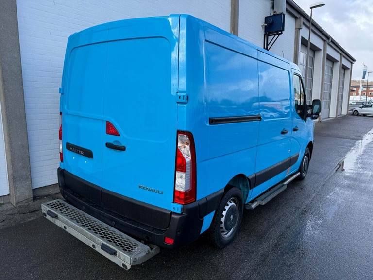 Renault Master IV T33 2,3 dCi 150 L1H1 Kassevogn aut.