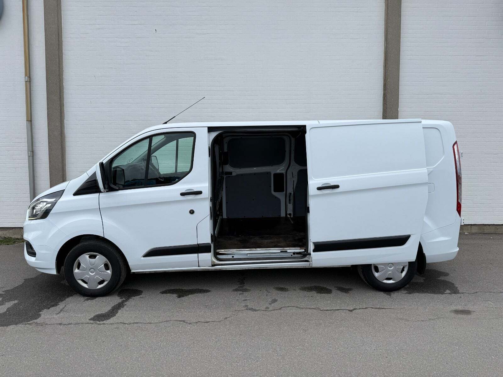 Hvid Ford Transit Custom 300 L2 fra 2019