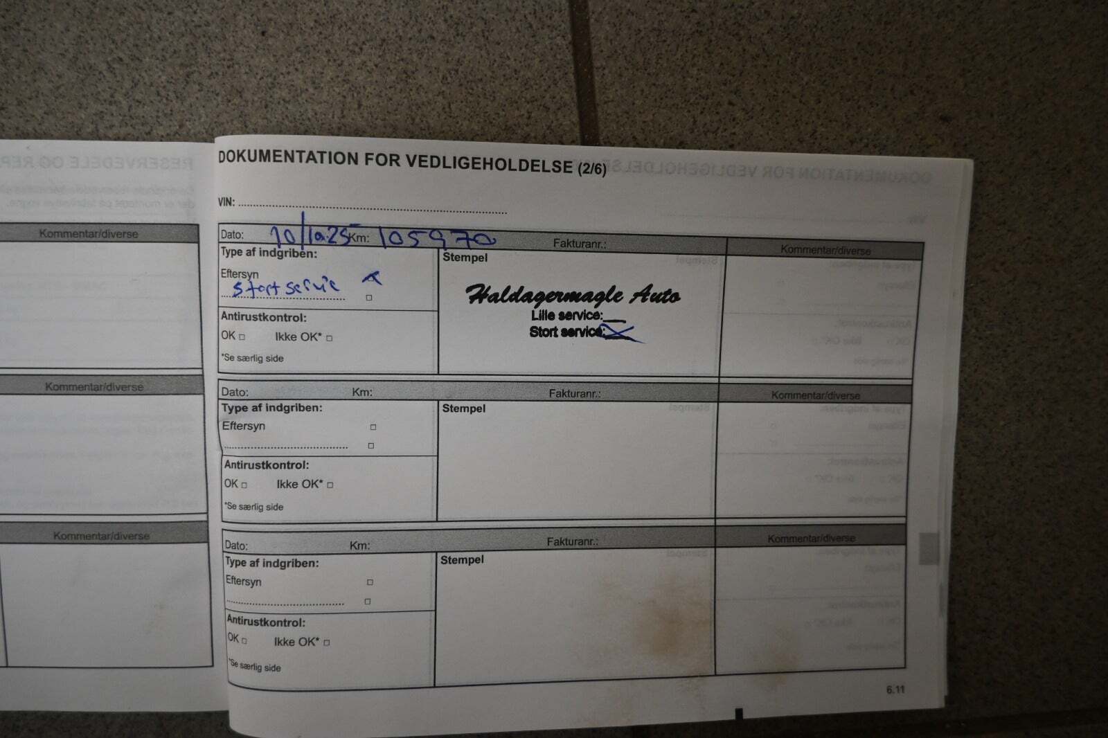 Blå Renault Clio V fra 2020