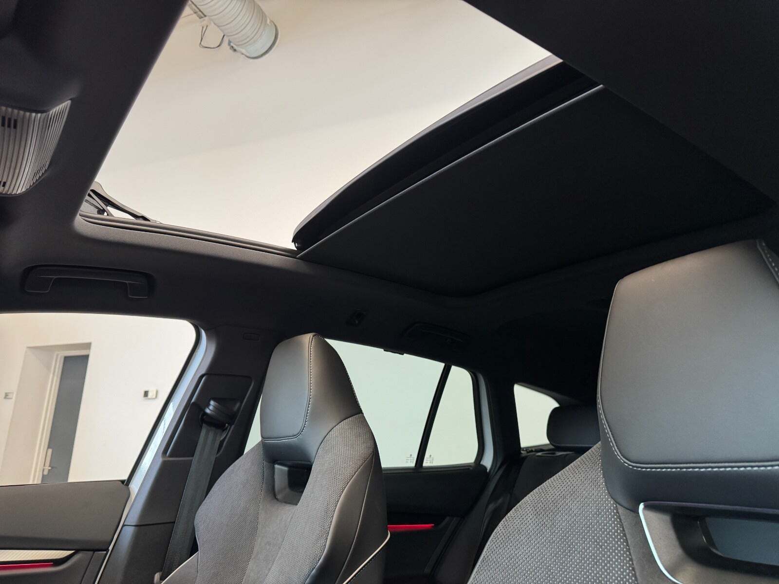 Skoda Enyaq 85x iV Sportline Maxx