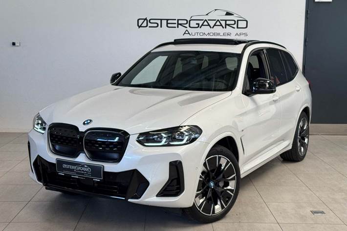 Hvid BMW iX3 fra 2024