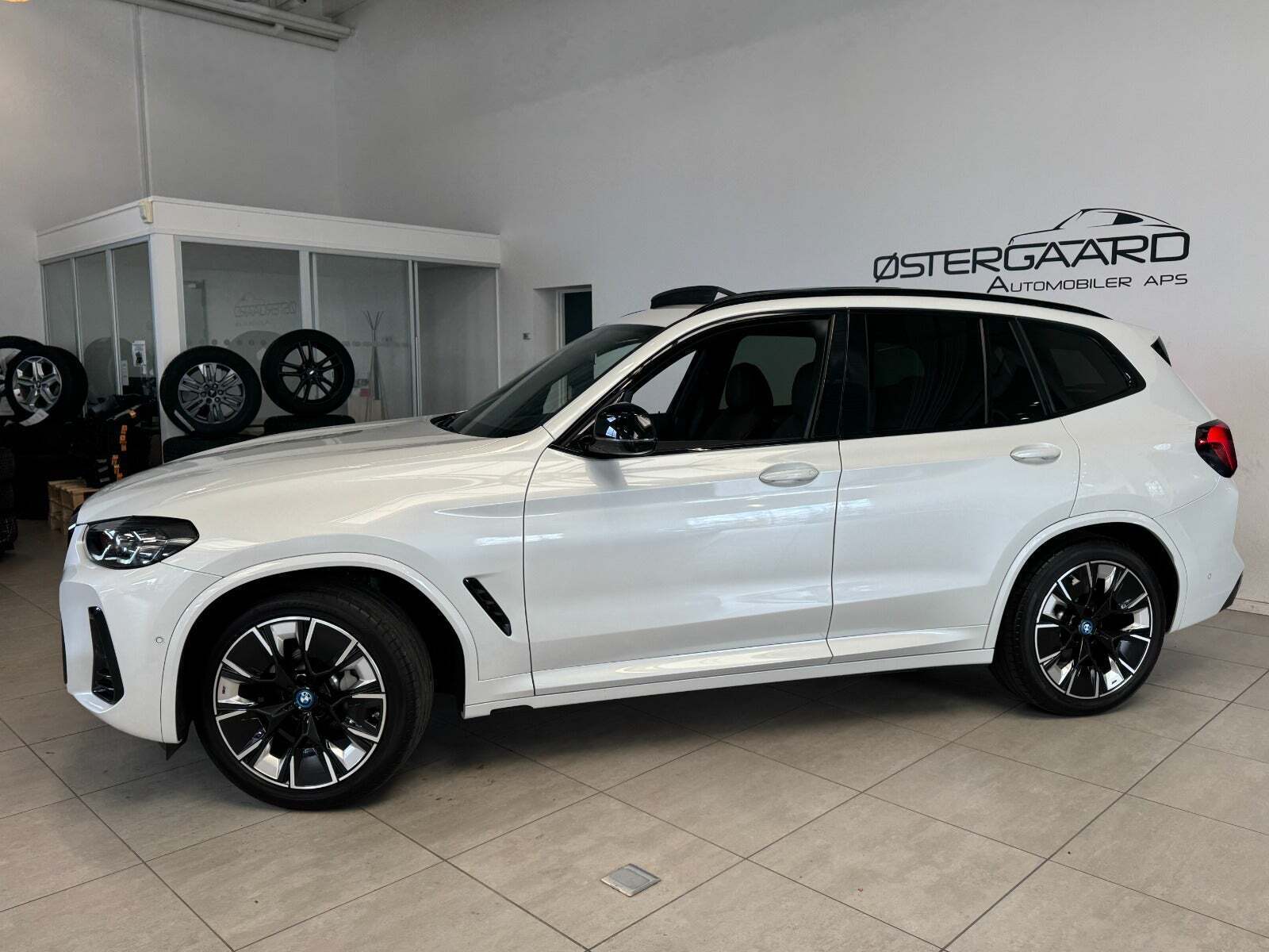 BMW iX3 Charged Plus M-Sport