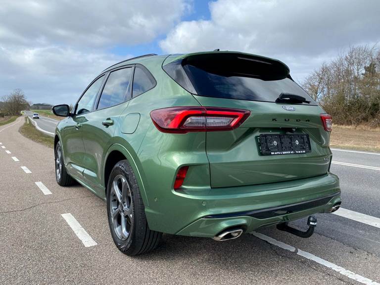 Ford Kuga 2,5 PHEV ST-Line X CVT