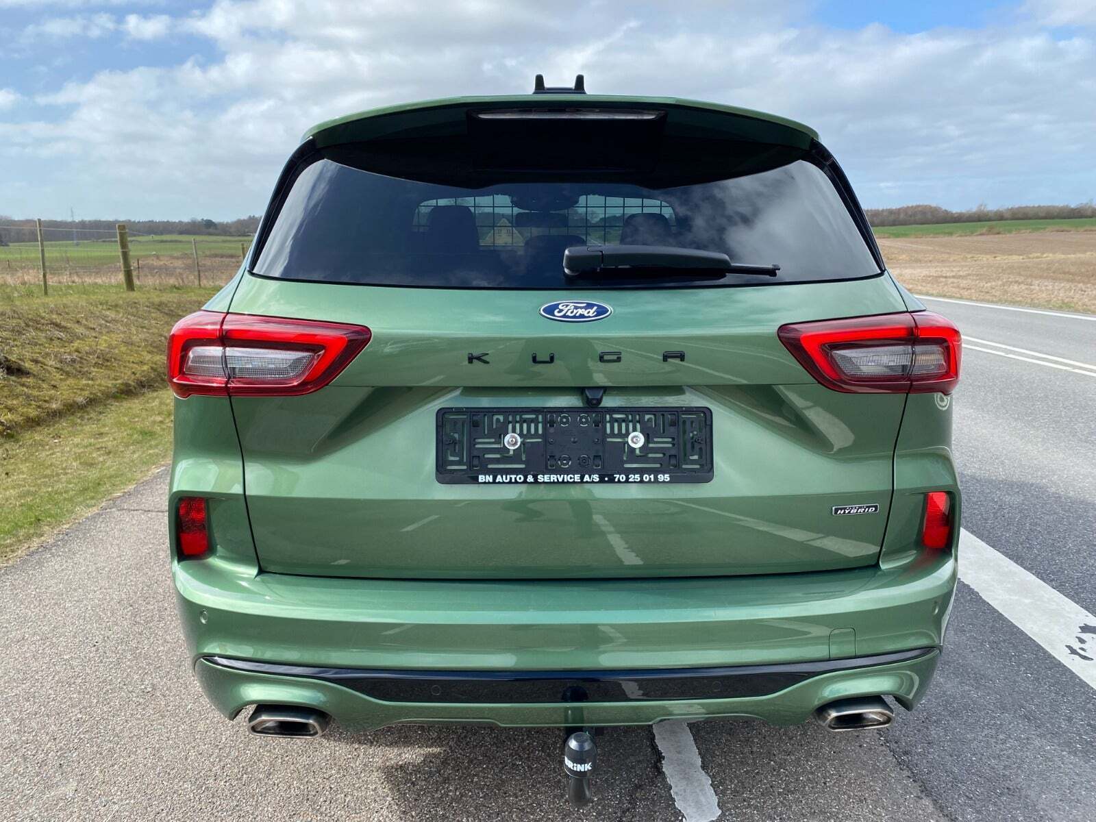 Grøn Ford Kuga fra 2025
