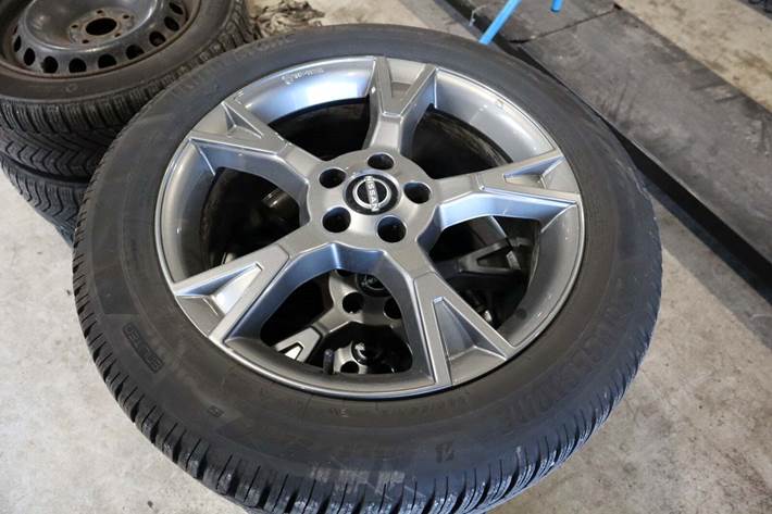 Sort Nissan Ariya fra 2025