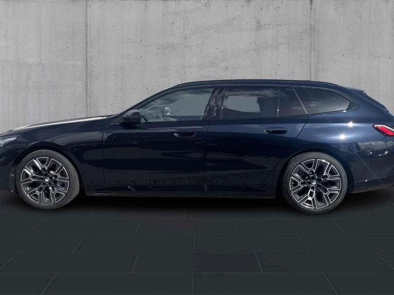 BMW i5 eDrive40 Fully Charged