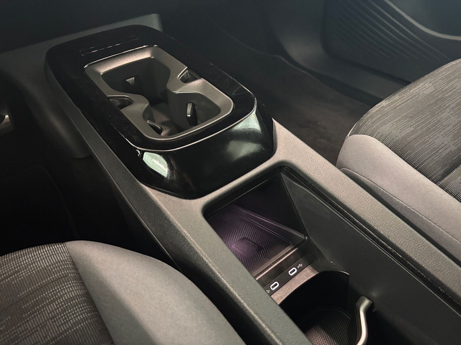 Hvid VW ID.4 fra 2025