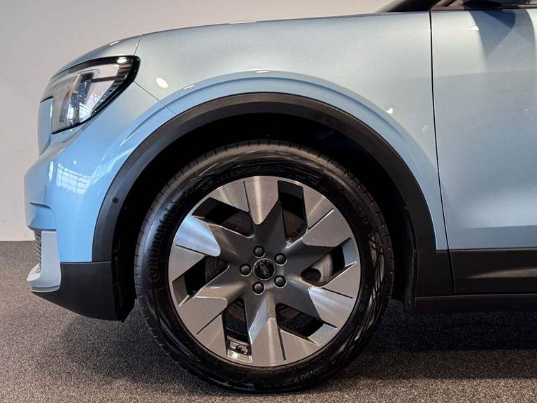 Ford Explorer 77 Premium Extended Range