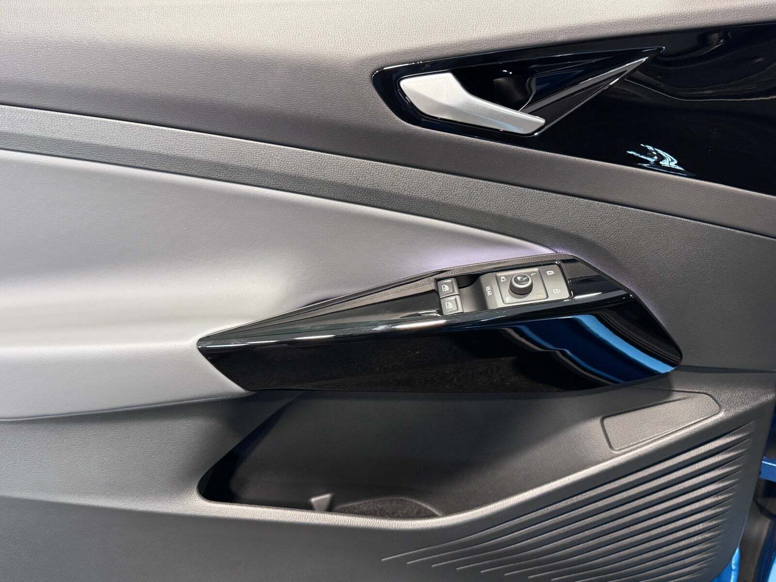 Blå VW ID.4 fra 2025