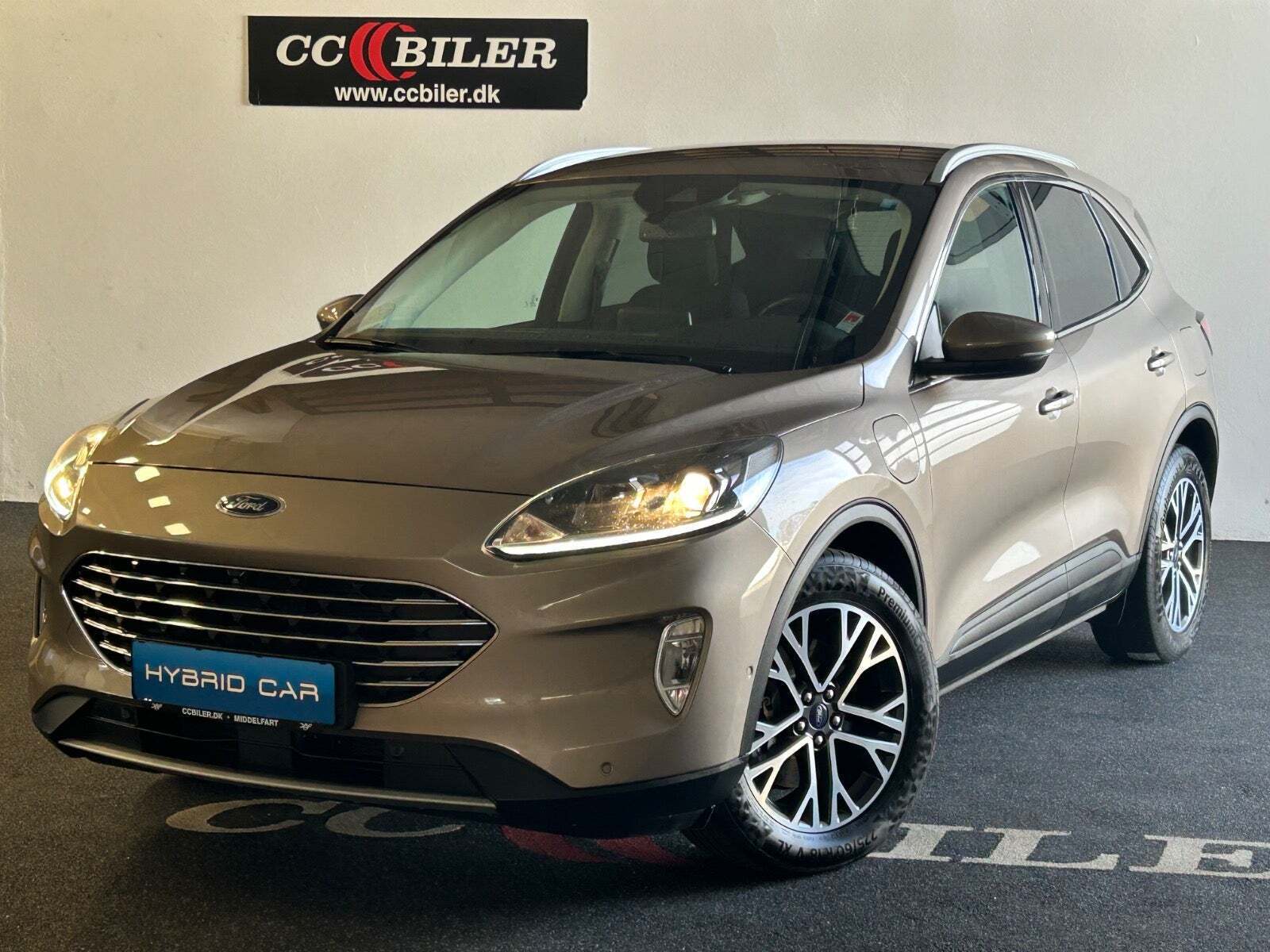 Ford Kuga 2,5 PHEV Titanium X CVT